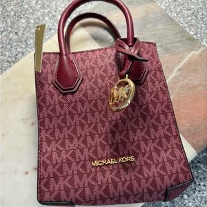 Michael Kors Mini Mercer handbag